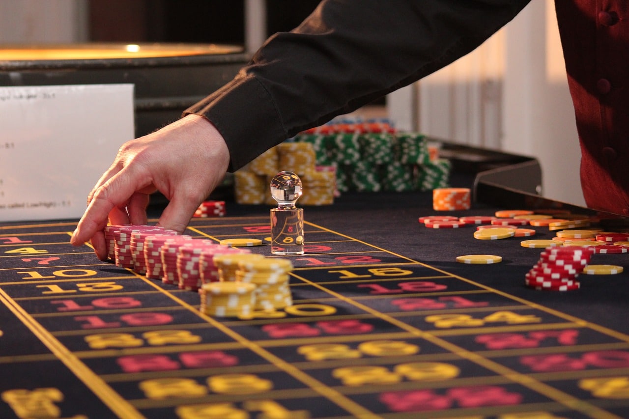Casino Tricks To Keep You Playing